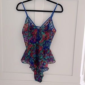 New with tags! Vintage Victoria’s Secret Gold Label Bodysuit